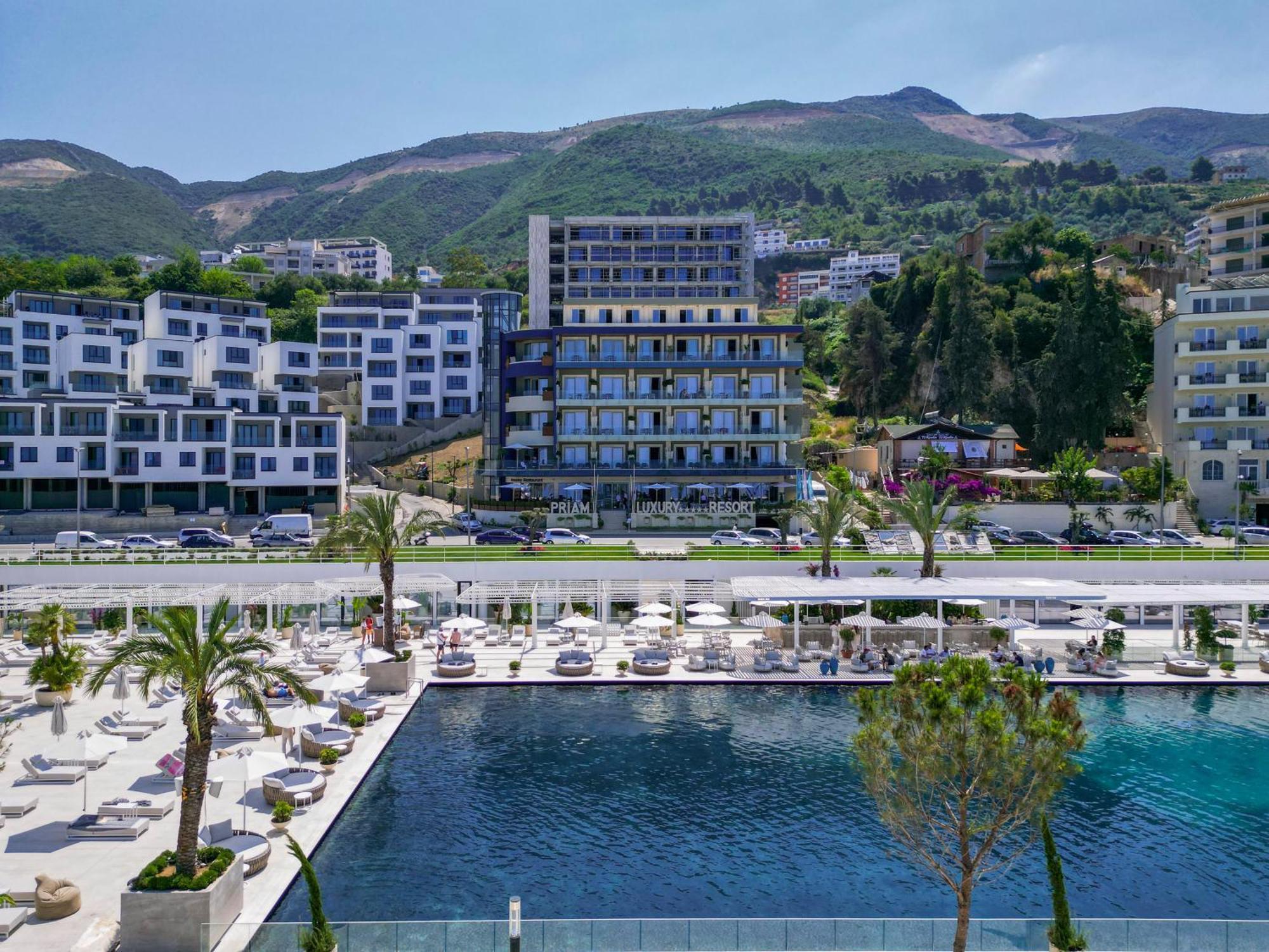 Hotel Vlora Priam, Affiliated By Melia Extérieur photo